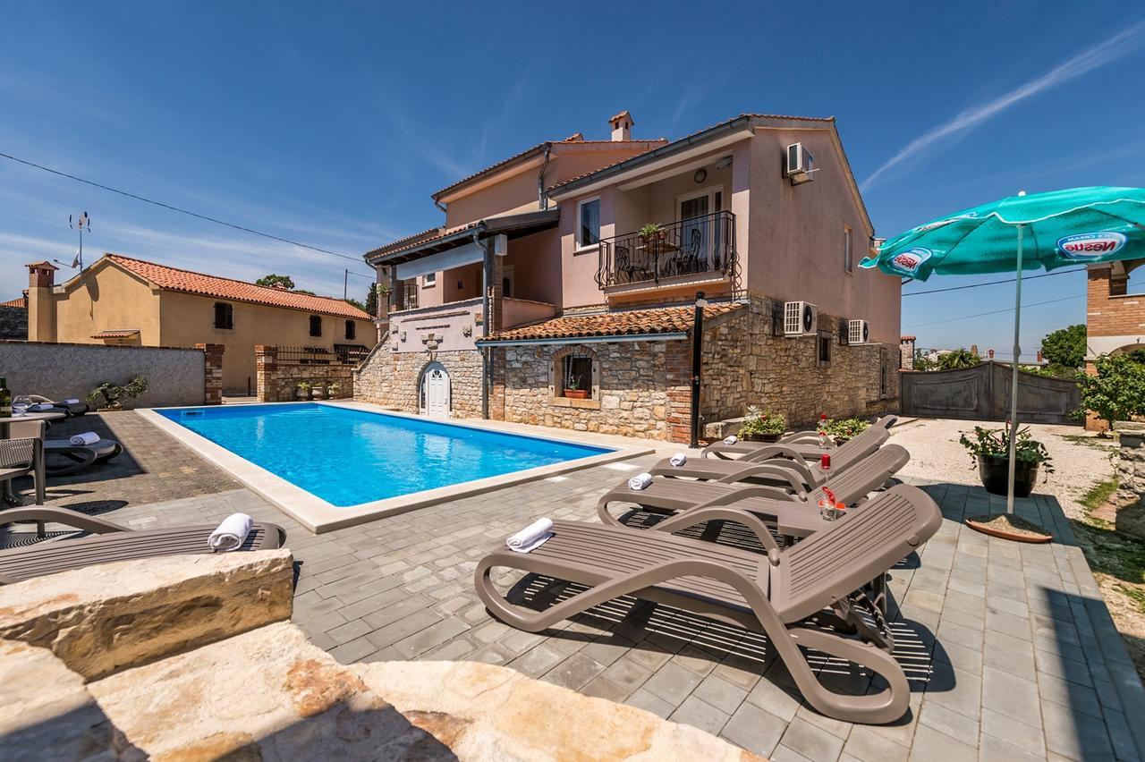 Villa Valtrazza Tar-Vabriga Exterior photo